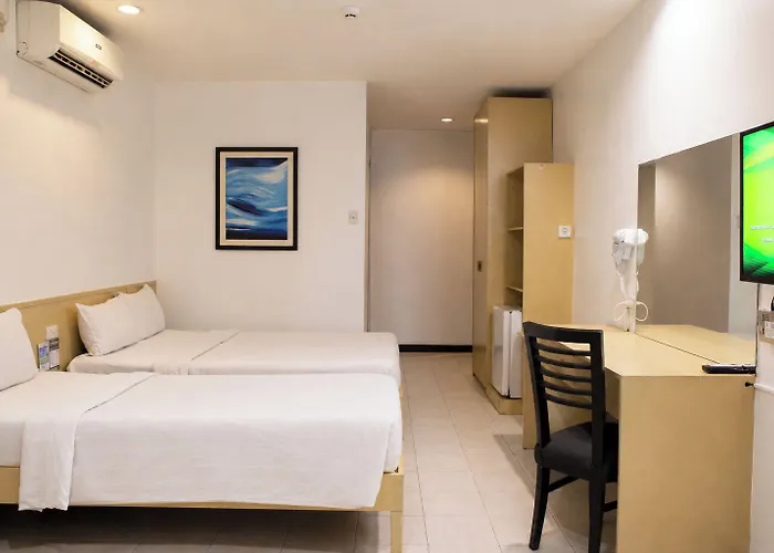 Pier Cuatro Hotel Cebu